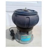 Chicago Electric, Vibratory Tumbler.