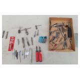 Taps, T-Handles, Drimmel Bits, Deburring Tools &