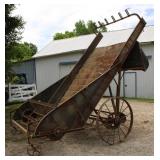 New Idea 'Easy-Way' Loose Hay Loader