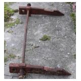International Fast Hitch