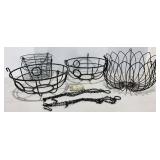 Wire Hanging Baskets & Chain