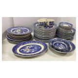 Vtg Churchill, Homer Laughlin Blue Willow