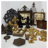 Fleur de Lis Decor