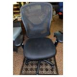 Staples Carder Mesh Office Chair