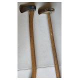 Collinï¿½s 3 1/2' Blade Axe/ Splitting Axe