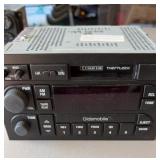Oldsmobile 88 AM/FM Cassette Stereo