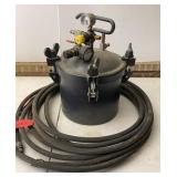 Paint Pressure Tank & Hose
