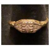 14K yellow gold & diamond engagement ring