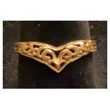 14K yellow gold filigree ring
