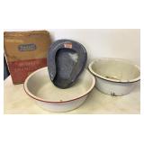 Vtg Enamel Pans & Bed Pan