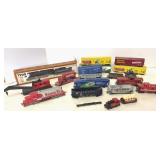 Tyco HO Train Cars