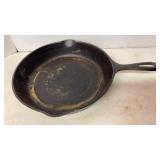 10.5in Cast Iron no. 8 Skillet
