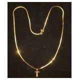 14K yellow gold herringbone chain & diamond T