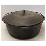 Vtg No. 8 Cast Iron Dutch Oven