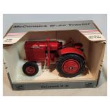 McCormick W-30 Tractor Die Cast 1:16 Scale