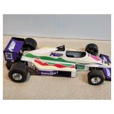 Bburago 1:24 Scale, #30 Race Car, M 2000