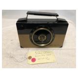 RCA Victor 1960s Radio 2B401