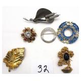 Vintage Brooch Lot