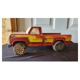 Tonka Red GVW 9,000 Truck