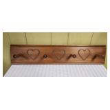 Longaberger Shelf, 4 Pegs Heart Accent