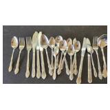 Stainless Steel Flatware Knifes, Spoon & Forks
