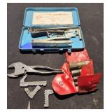Door Removal Kit, Geared Plier wrench w/jaw option