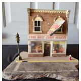Ertl Crazy Ed's Speed Shop building on platform