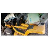 Cub Cadet HDS 2135 Lawn Tractor