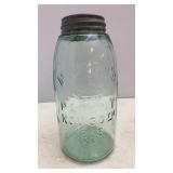 Antique Masonï¿½s Strong Shoulder Half Gallon Jar