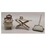 Kilgore Cast Iron "Sally Ann" Dollhouse Cleaning