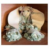Spaniel figurines and decor