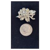 VTG Eisenberg Champagne Rhinestone Brooch