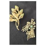 Vintage costume brooches