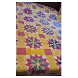 Vintage Hand-made Dresden Plate Quilt