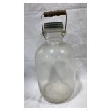 4qt Glass Jar with Wooden Handle