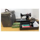 Antique Singer Featherweight 221K Sewing Machine