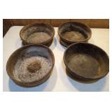 Small Rubber Feed Pans