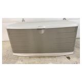 Rubbermaid Patio Storage Chest