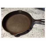 Cast Iron Victor #9 Skillet, with fire ring