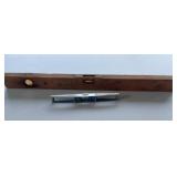 VTG Wood Red Level and Small Level