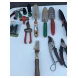 VTG Crab Jack Garden Tool and More