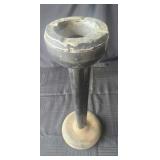Black Metal Stand Ash Tray