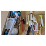 Hurricane Spin Scrubber & 10 Scrub Brushes