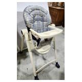 High Chair with extra tray on casters