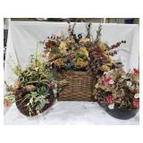 Dried flower arrangements (3)