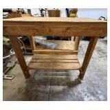 Work bench on wheels, 40.5" x 24" x 42.5"