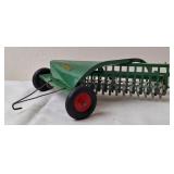 Slik Toys Oliver Side Delivery Hay Rake