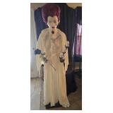 Life Sized Animated Midnight Countess