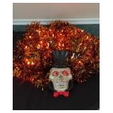 Gemmy Skull Wall Plaque/ Lighted Garland