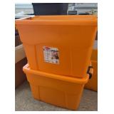 Rubbermaid Roughneck 35 Gal. Totes